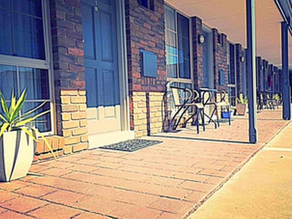 Pevensey Motor Lodge Echuca Eksteriør billede