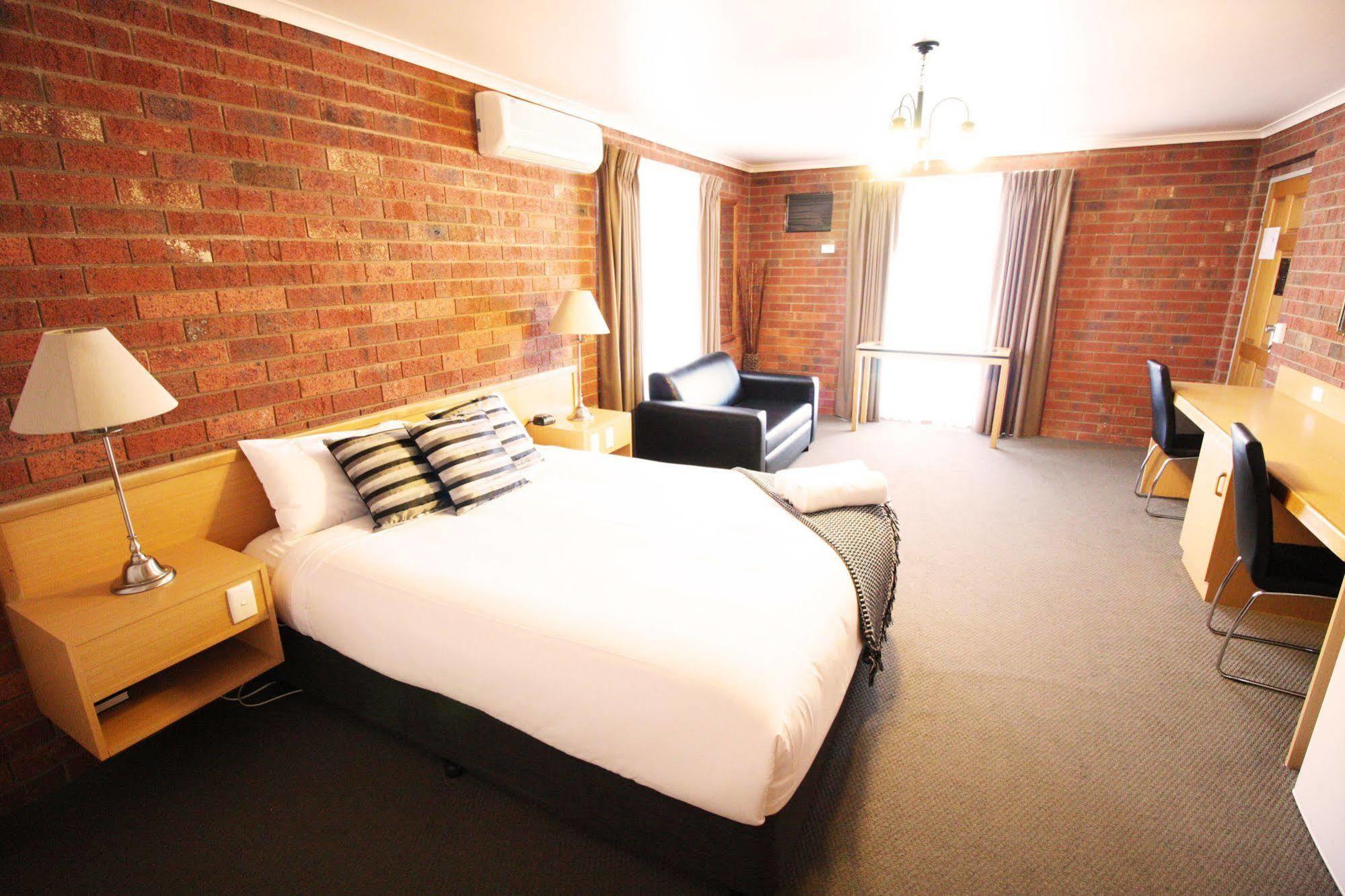 Pevensey Motor Lodge Echuca Eksteriør billede
