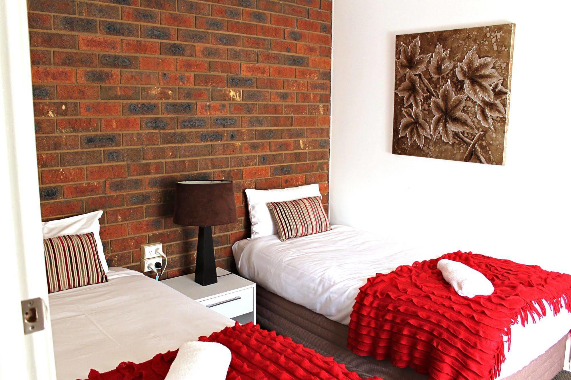 Pevensey Motor Lodge Echuca Eksteriør billede