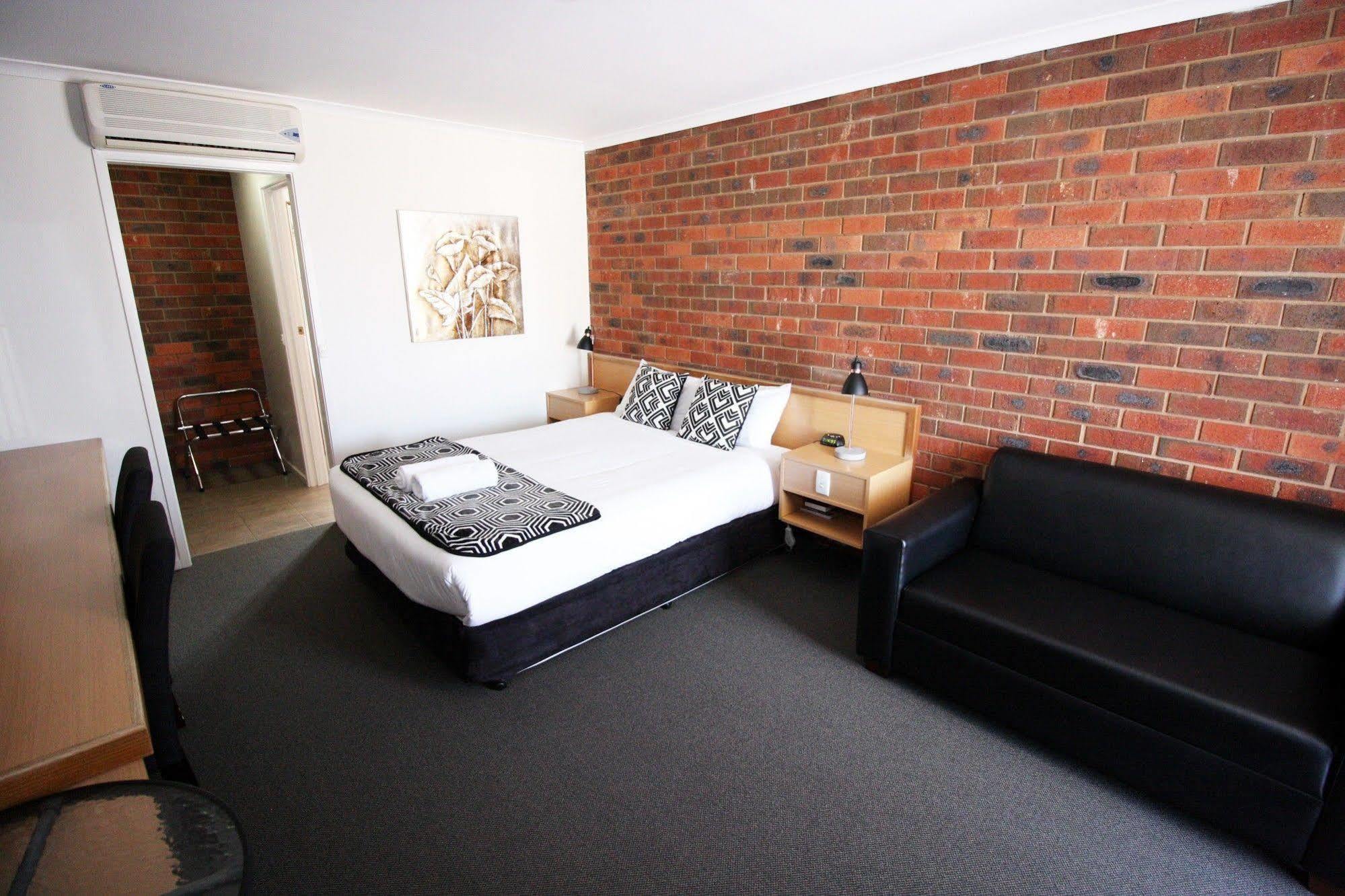 Pevensey Motor Lodge Echuca Eksteriør billede