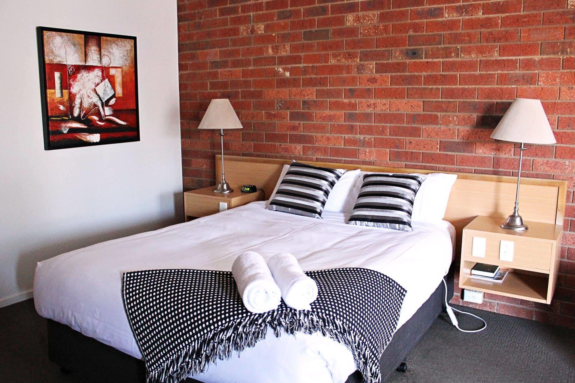 Pevensey Motor Lodge Echuca Eksteriør billede